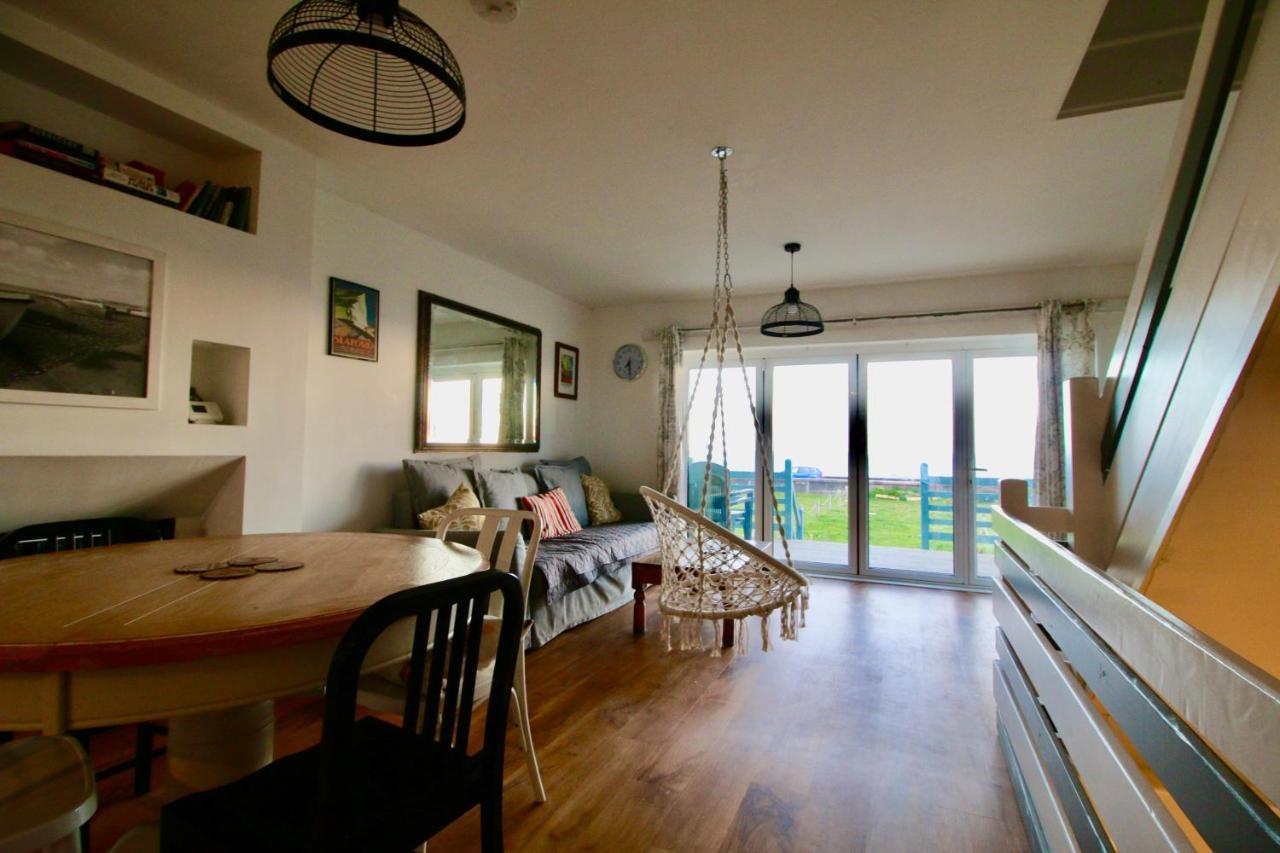 Pebbles Beach House By Air Premier Сифорд Экстерьер фото